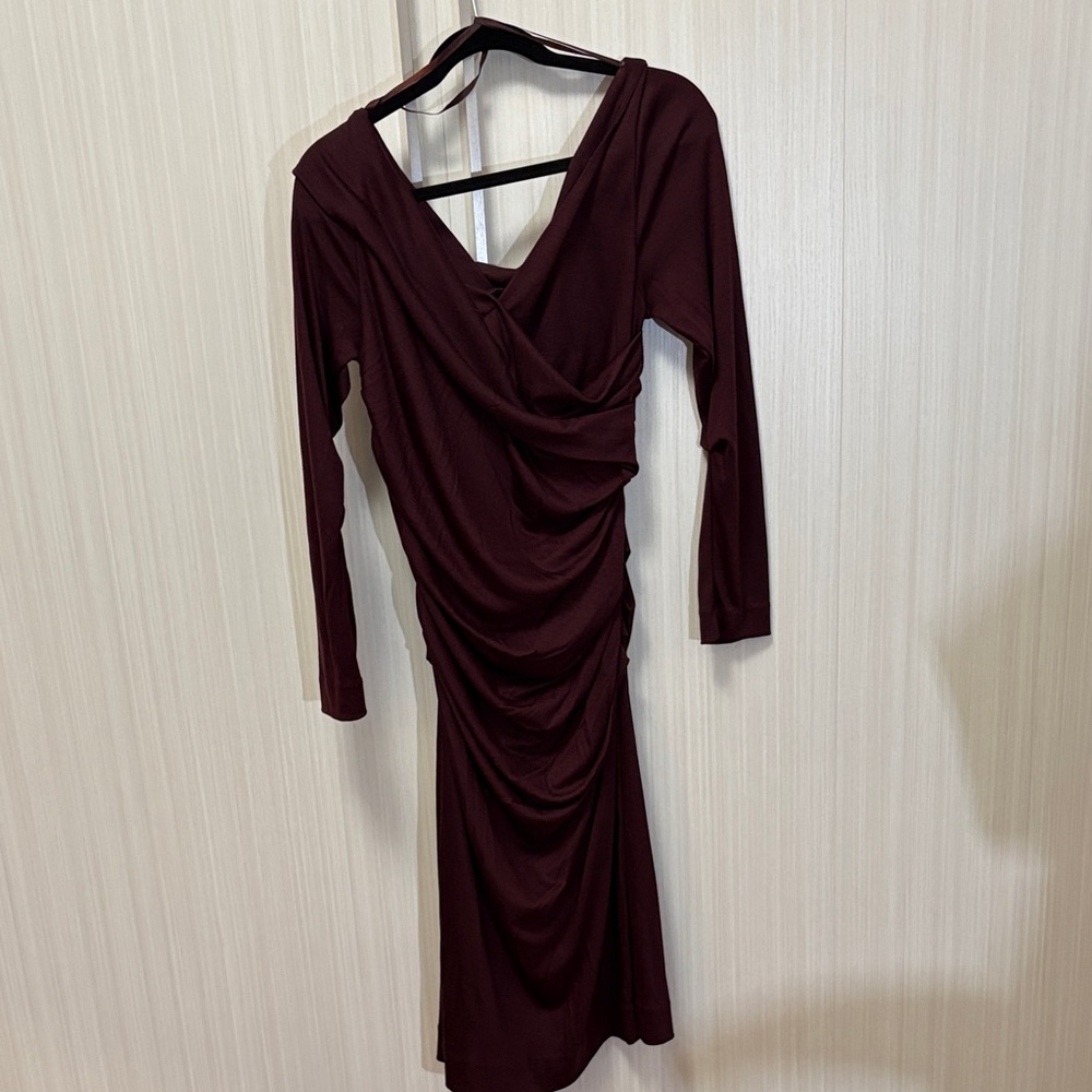 Diane Von Furstenberg Elegant Long Sleeve Burgundy Dress